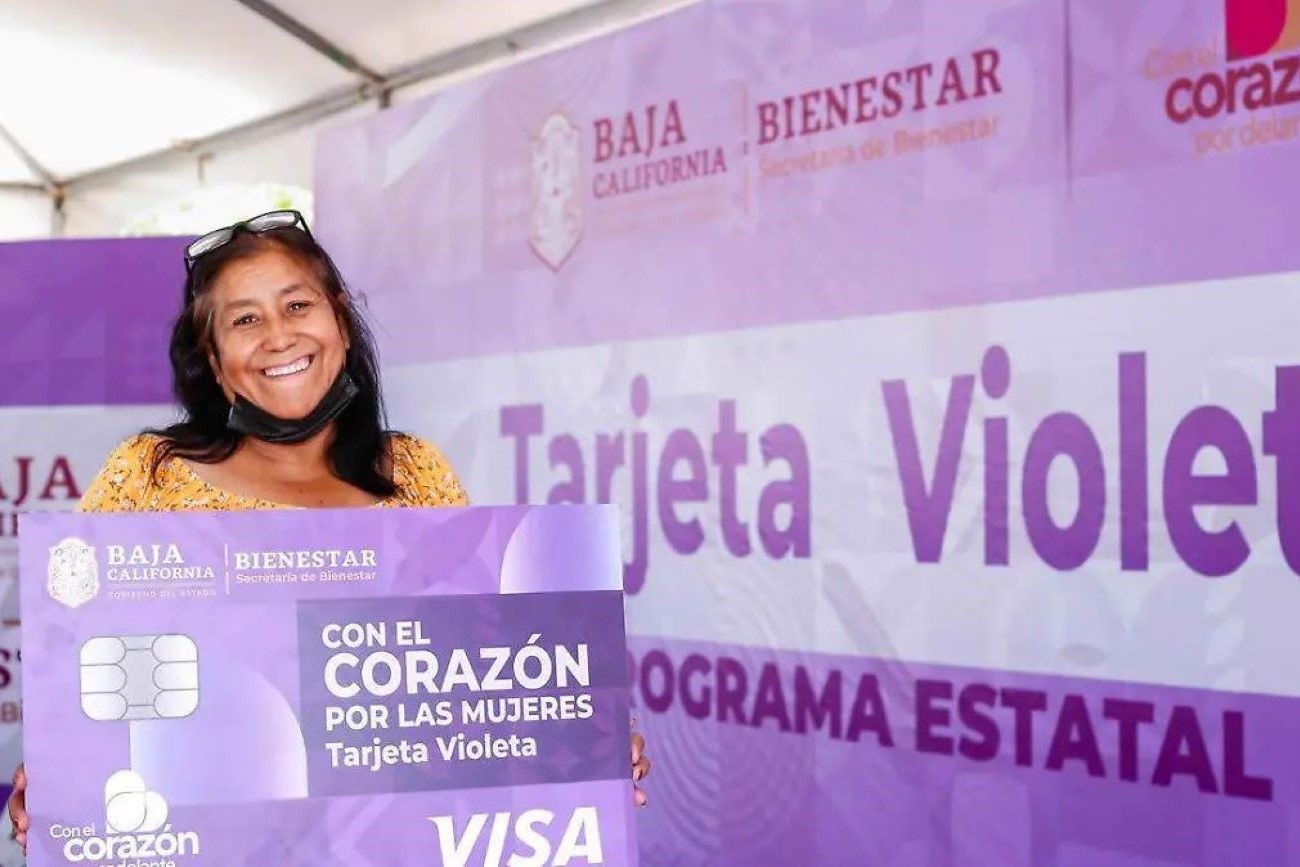 Tarjeta Violeta
